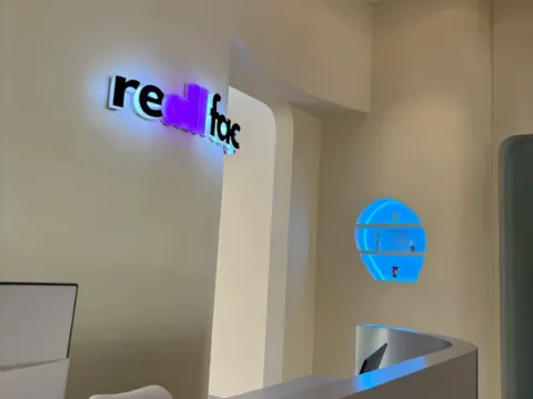 Klinik Kecantikan Kelapa Gading - Reallface